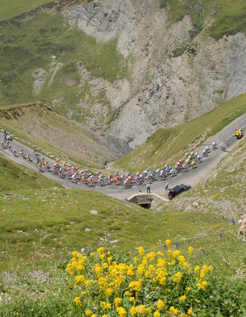 tour de france in the pyrenees image of