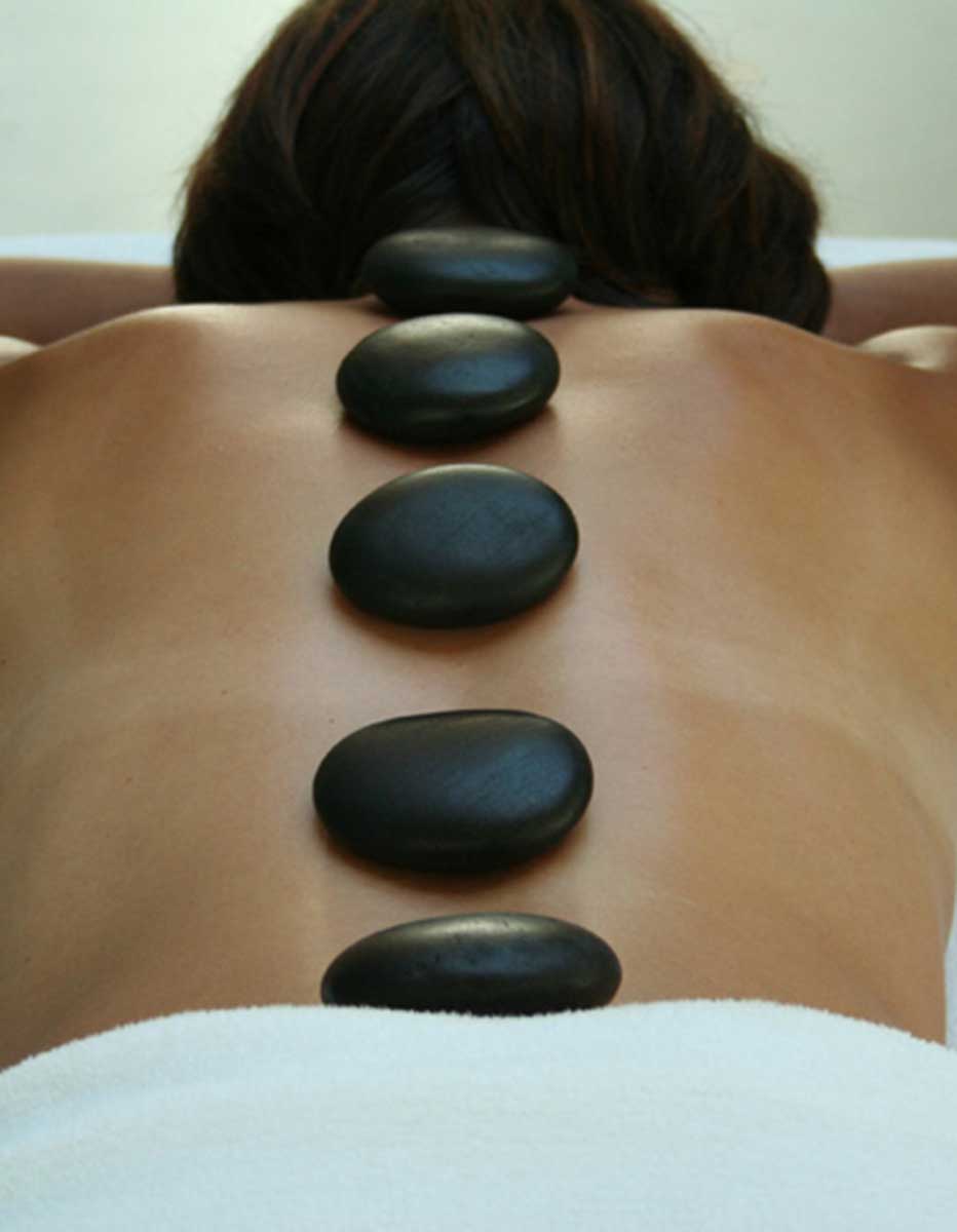 relaxation massage in the pyrenees image of