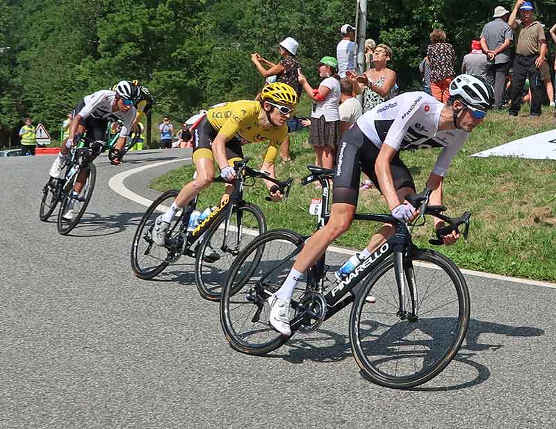 tour de france dans les pyrenees image 
